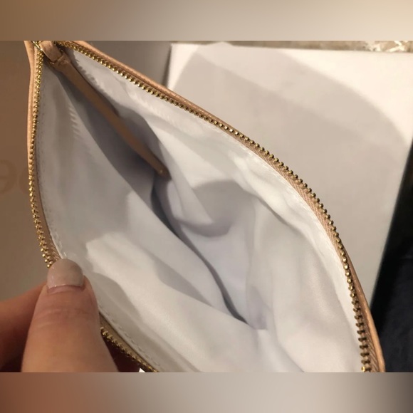Chloe Large Pouch/clutch/makeup Bag Beige with Box Limited Edition - Picture 3 of 5